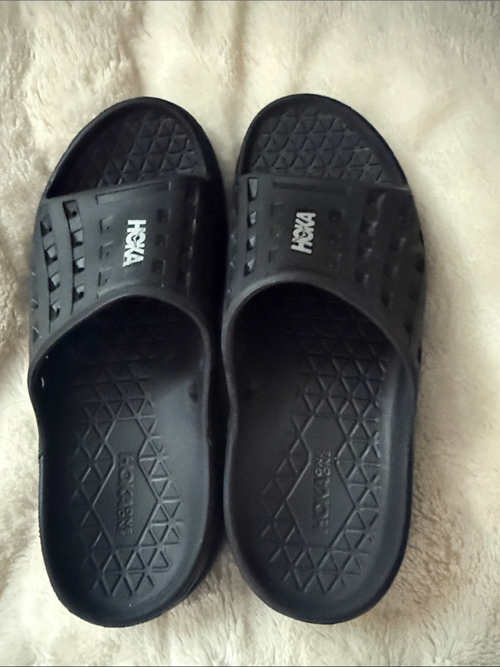 Hoka slides, barely used... black.